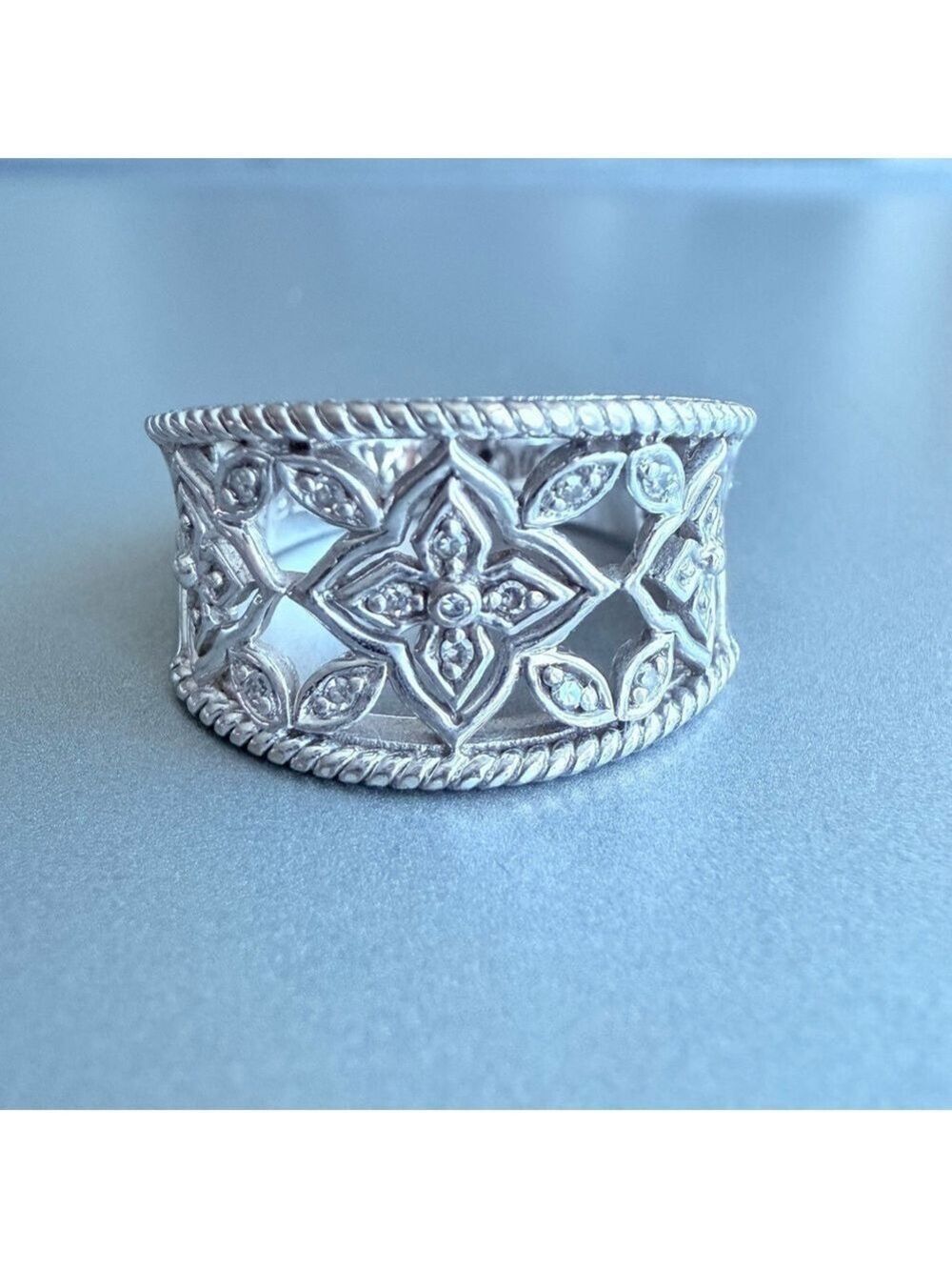 Genuine Diamond Four Petal Flower Open-Work Ring in Sterling Silver 925